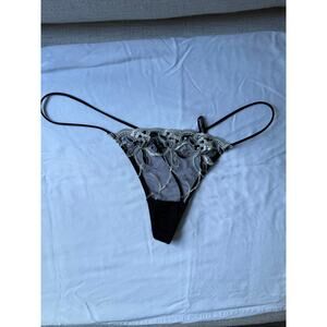 Vintage Daisy Fuentes Black Sheer Lace G-String Thong Panty Floral Mesh Size L